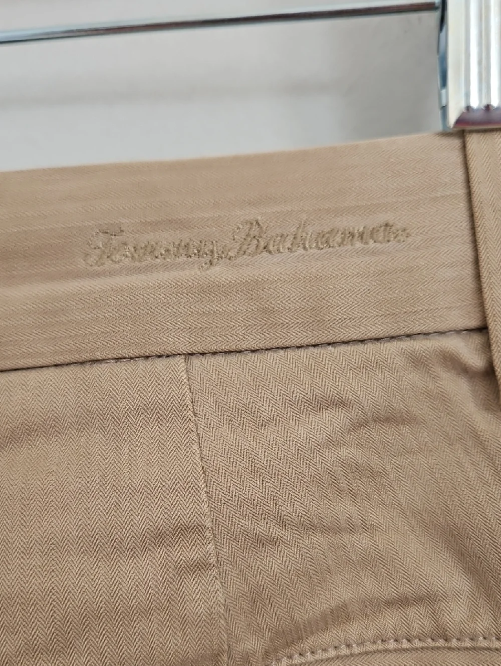 Tommy Bahama Men’s Silk & Bamboo Pleated Trousers 34x30 Tan Khaki